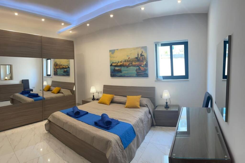 The Diamond Apartment