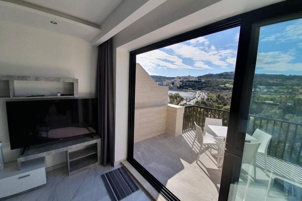The Diamond Apartment